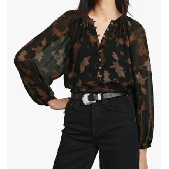 NWTs Rails Indi Diffused Sandstone Collarless Chiffon Blouse Top (M) - Picture 1 of 13